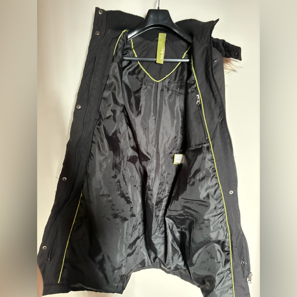 Soia & Kyo Women's Black Hooded Coat - Picture 9 of 10
